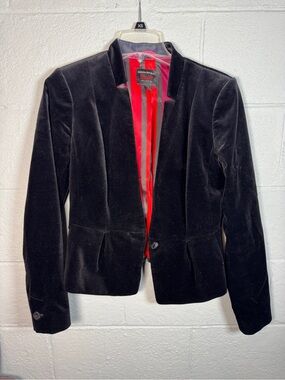 Banana Republic L’wren Scott Black Velvet Blazer with Red Lining size 6